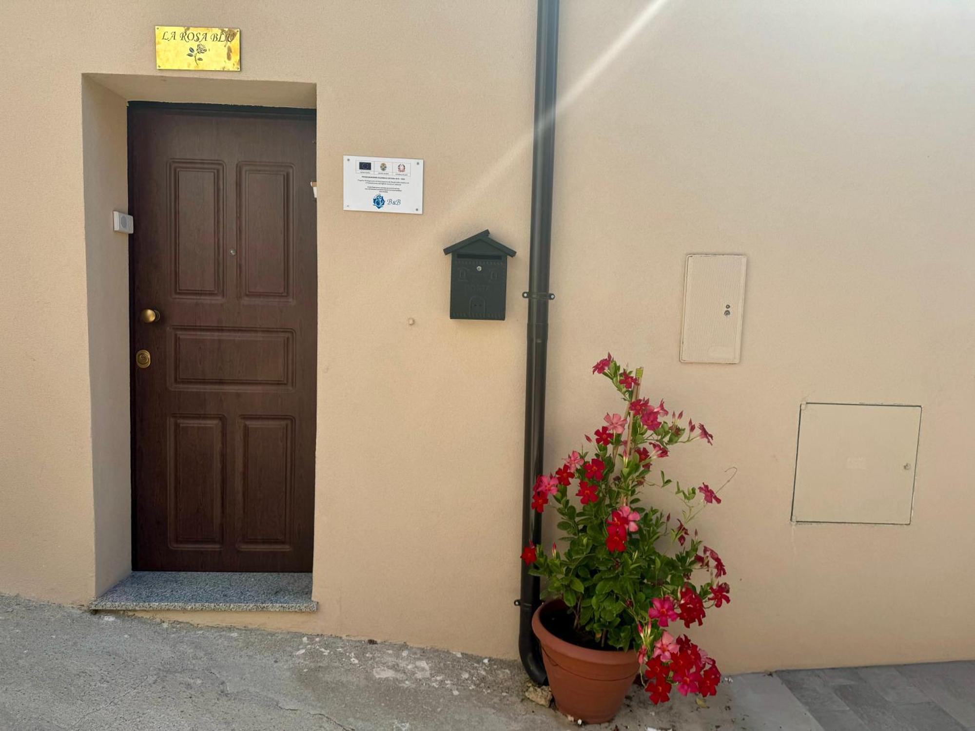 Bed and Breakfast La Rosa Blu Gerace Zewnętrze zdjęcie